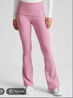 Beyond Yoga Pink Haze Spacedye Foldover Bootcut Leggings in size M